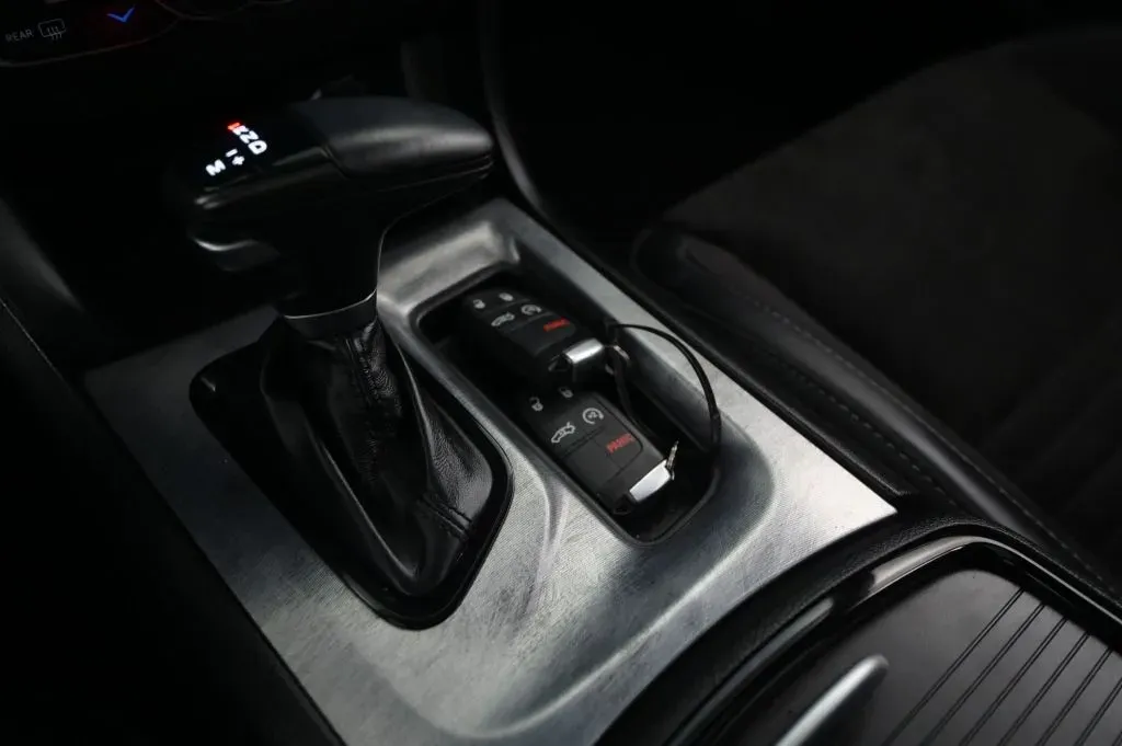 Dodge Charger photo 32