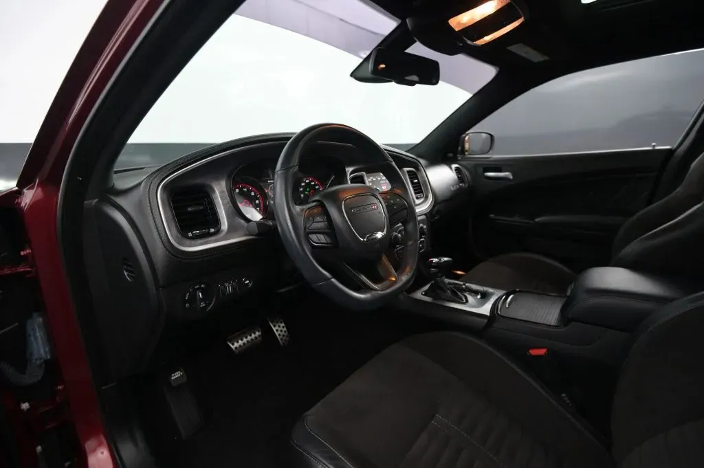 Dodge Charger photo 42