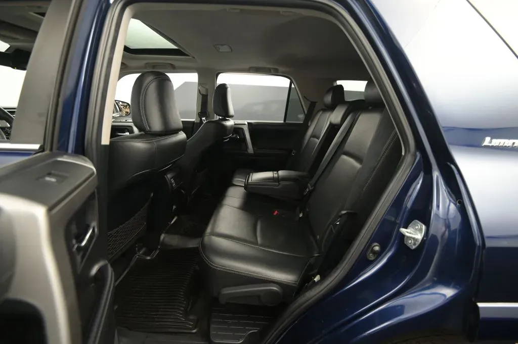 Toyota 4Runner photo 46