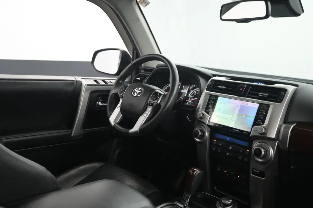Toyota 4Runner photo 51