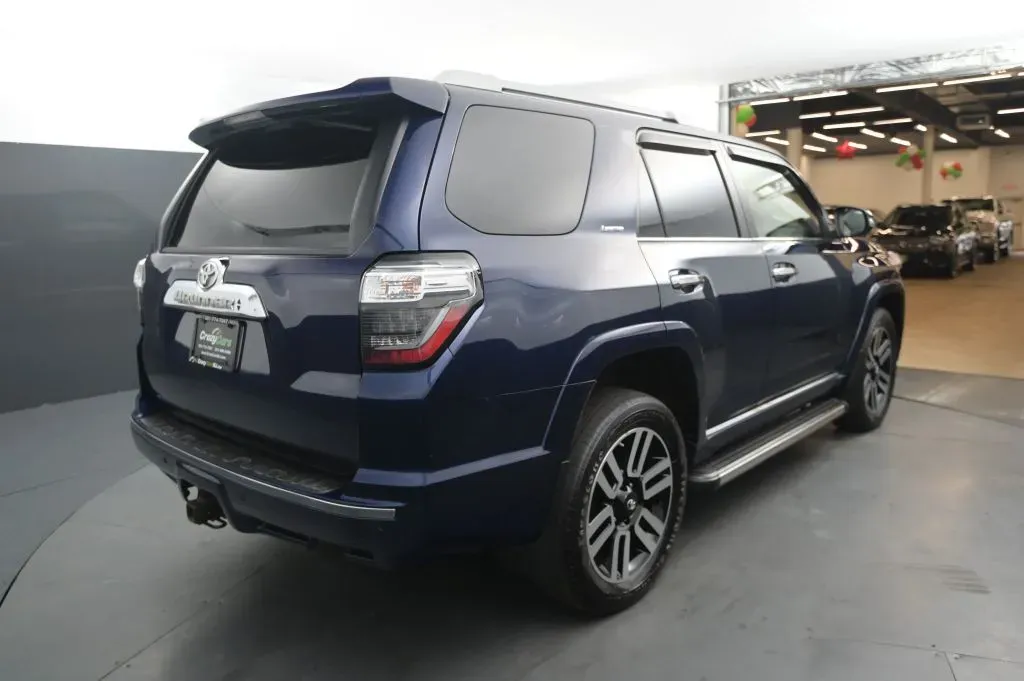Toyota 4Runner photo 5