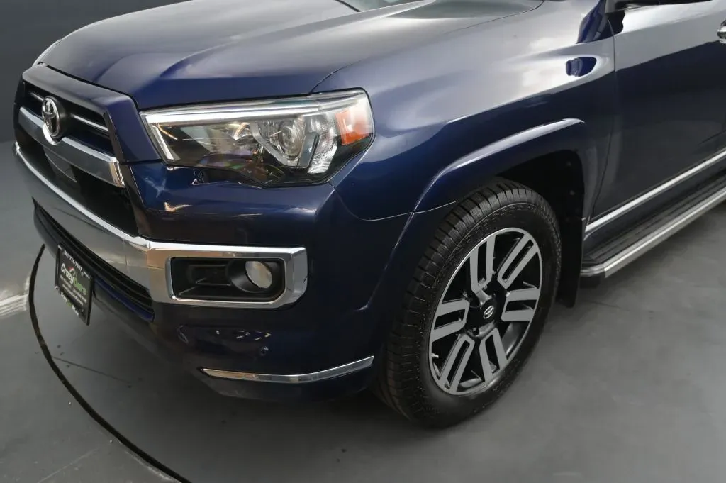 Toyota 4Runner photo 8