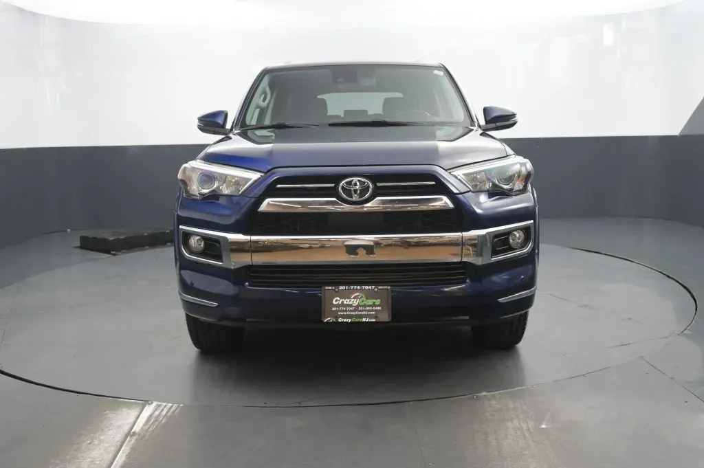 Toyota 4Runner photo 9