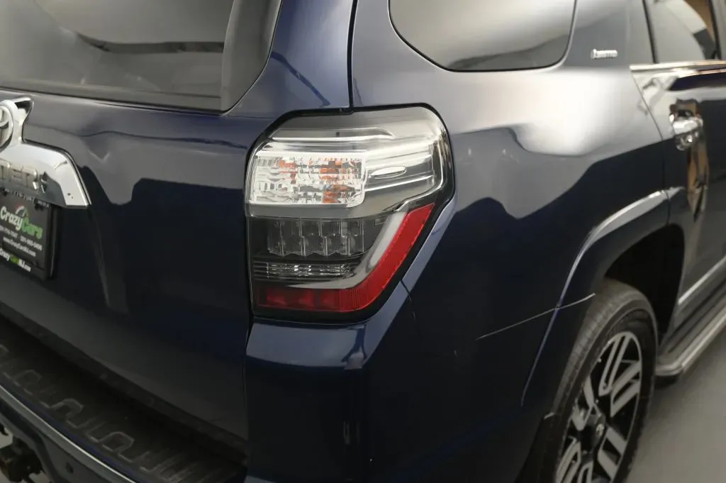 Toyota 4Runner photo 19
