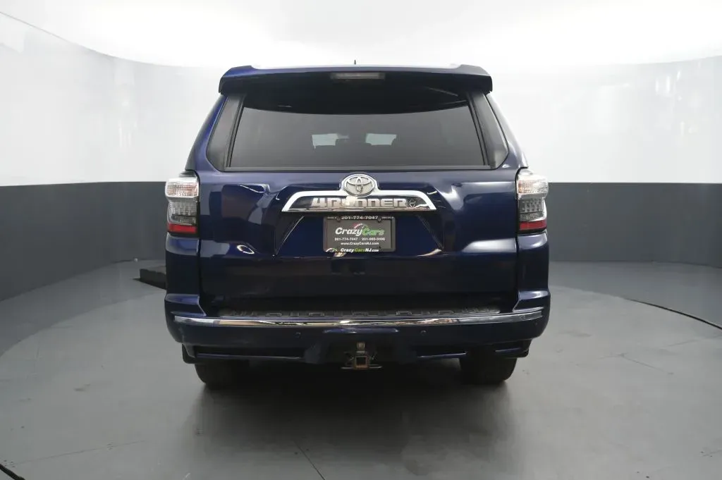 Toyota 4Runner photo 4