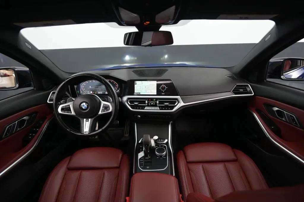 BMW 3 Series photo 31