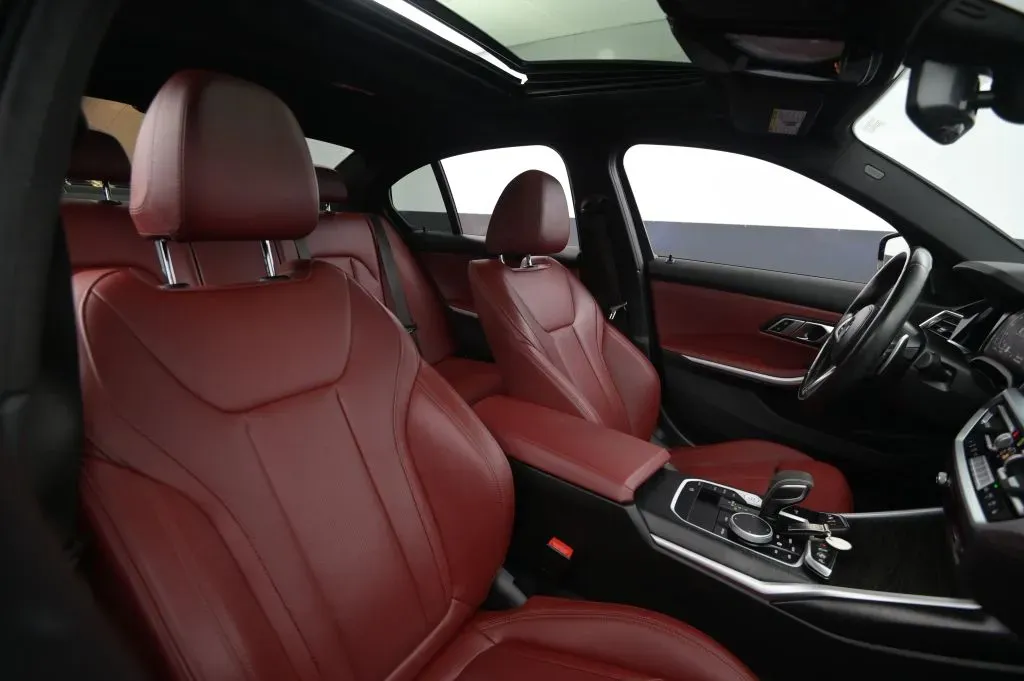 BMW 3 Series photo 50