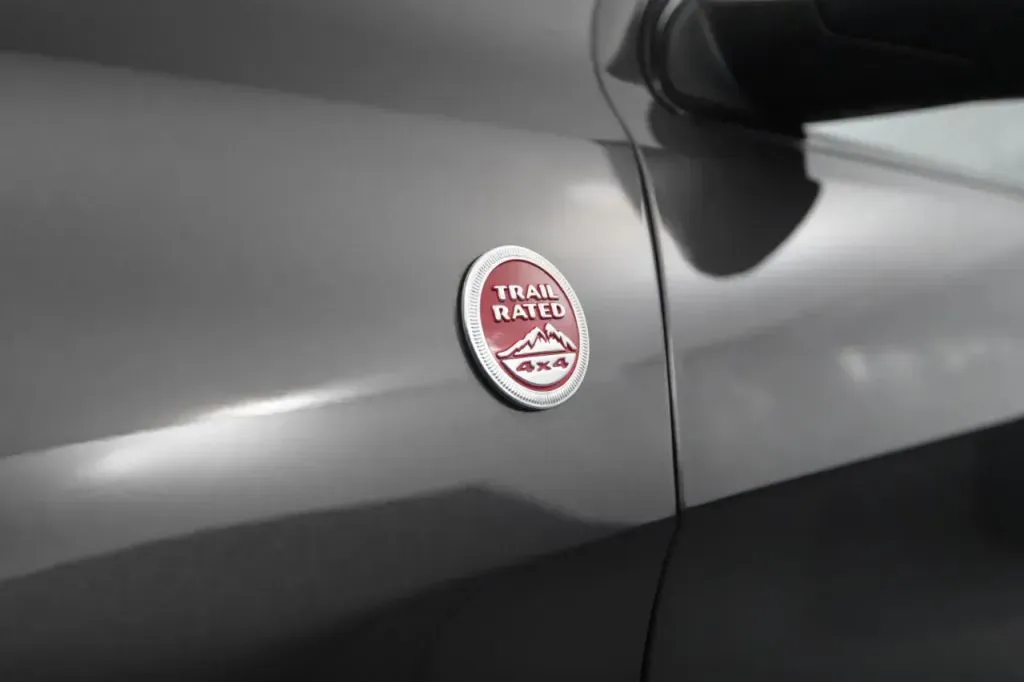 Jeep Grand Cherokee photo 12
