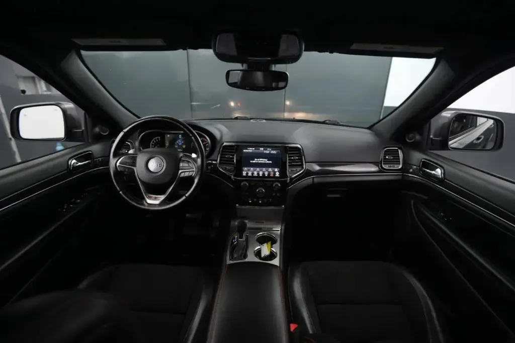 Jeep Grand Cherokee photo 20