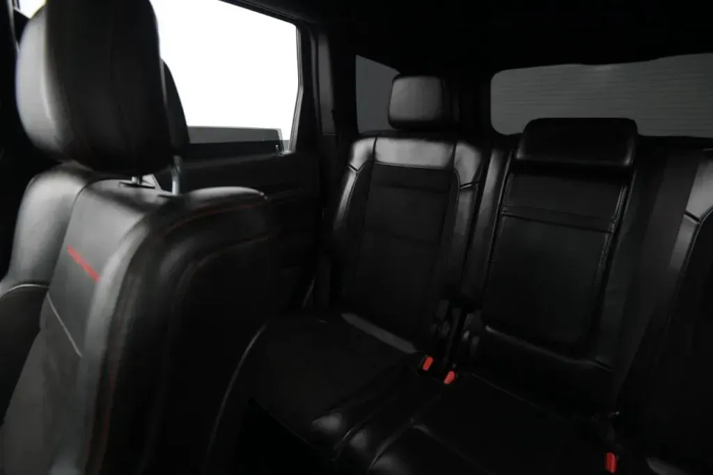 Jeep Grand Cherokee photo 40