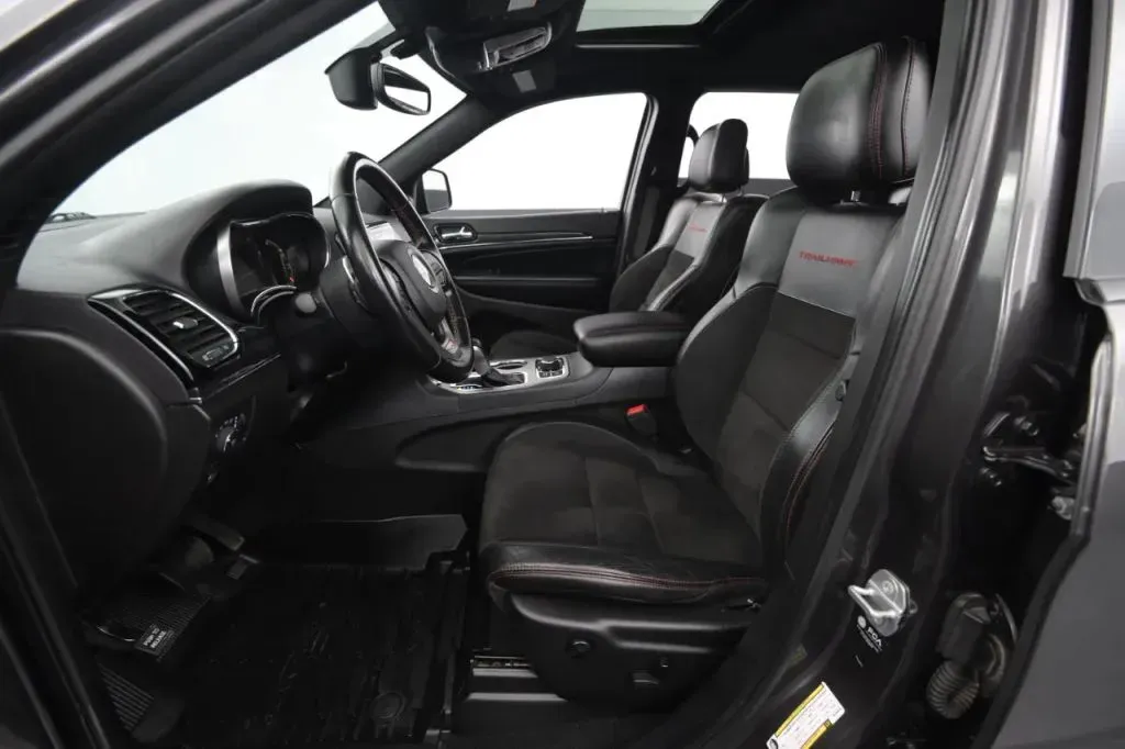 Jeep Grand Cherokee photo 36