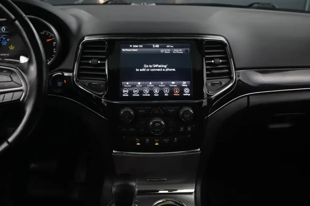 Jeep Grand Cherokee photo 21