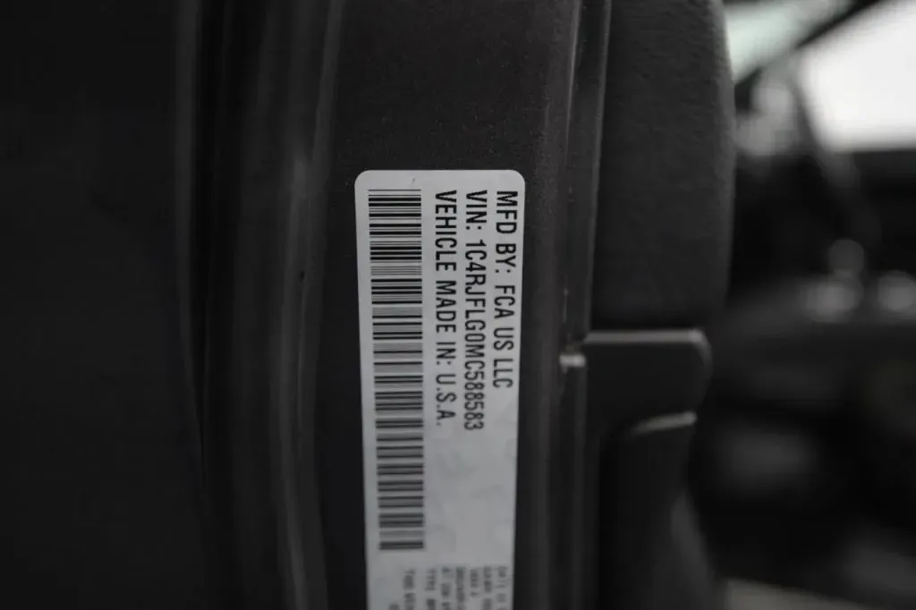 Jeep Grand Cherokee photo 28