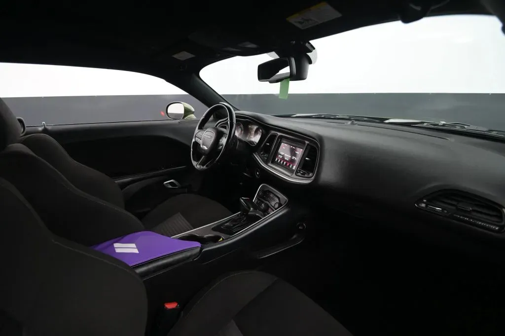 Dodge Challenger photo 41