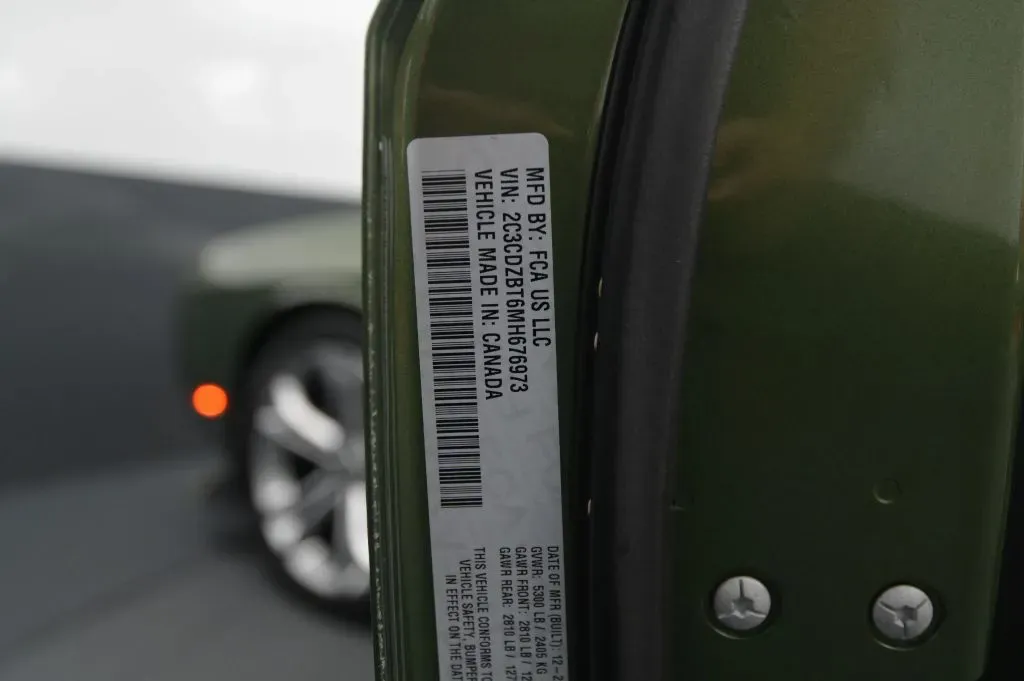 Dodge Challenger photo 21