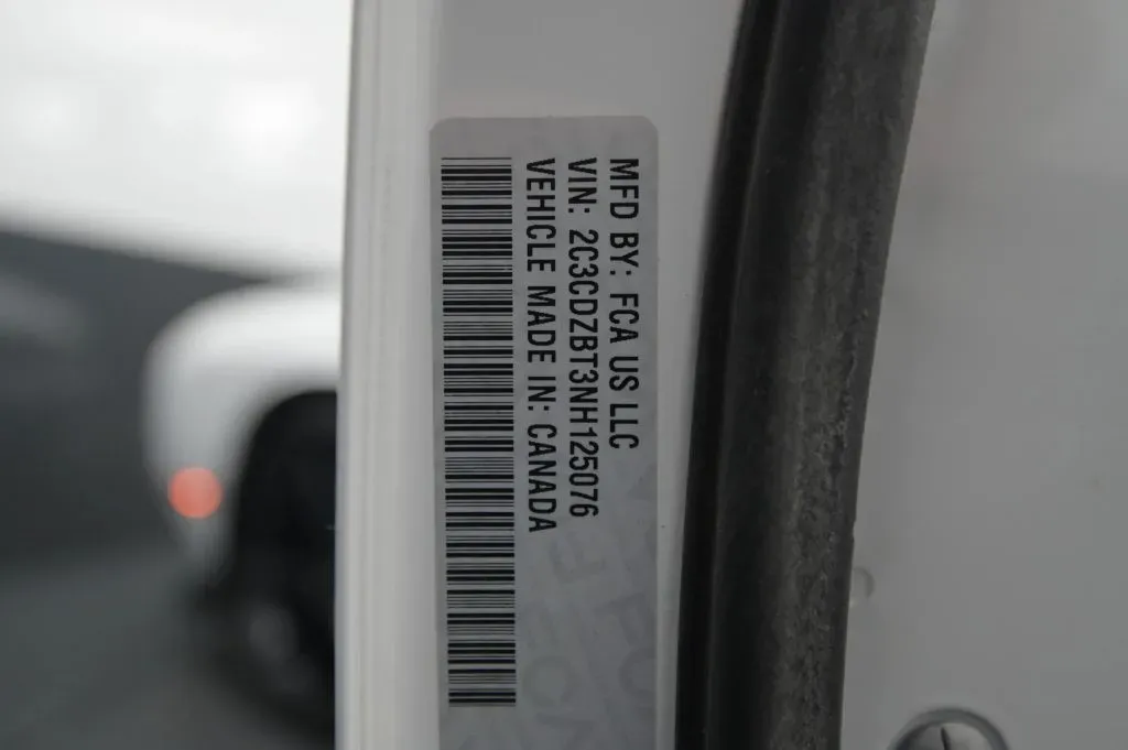 Dodge Challenger photo 21