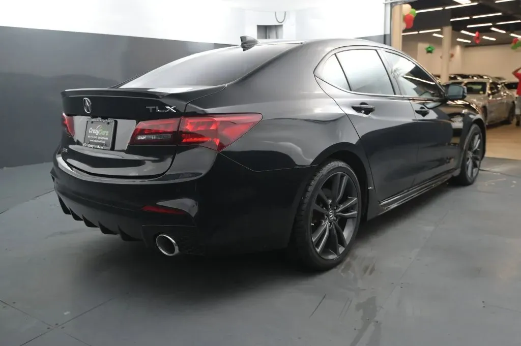 Acura TLX photo 5
