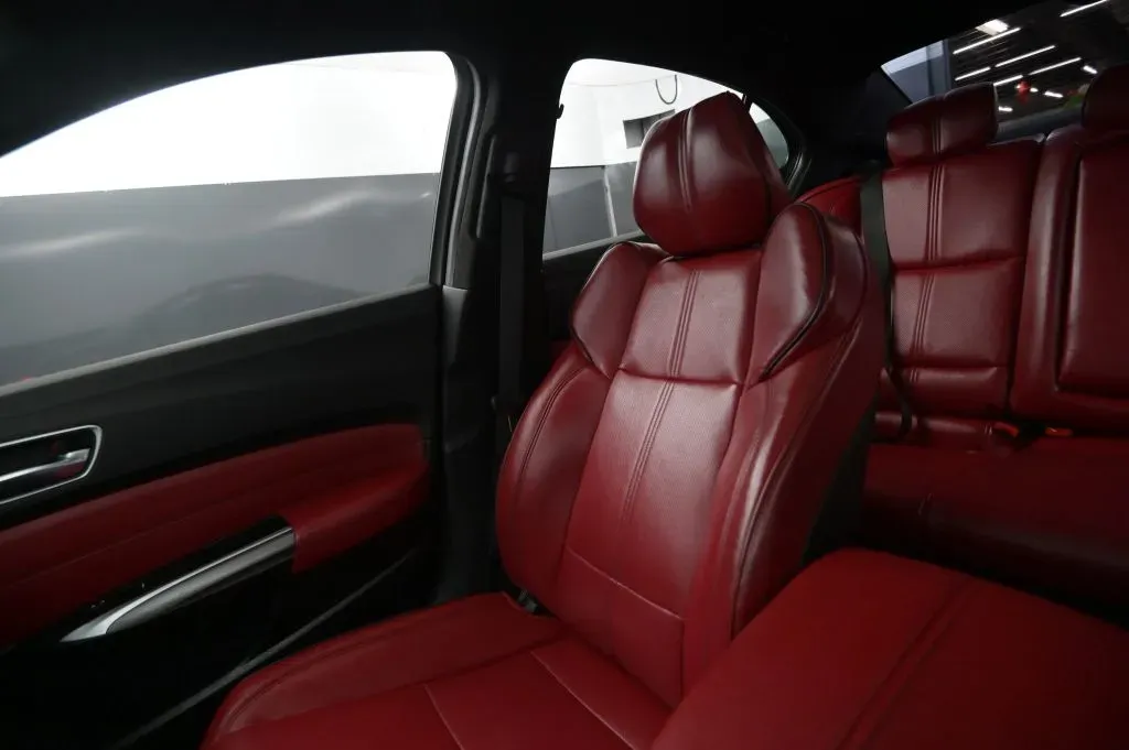 Acura TLX photo 31