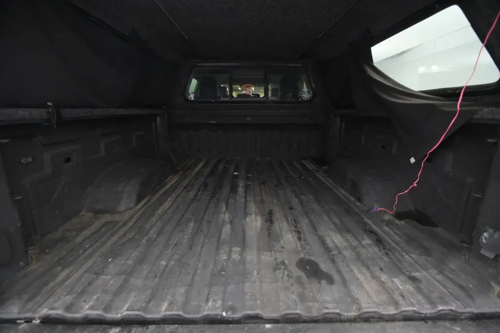 Chevrolet Silverado photo 32