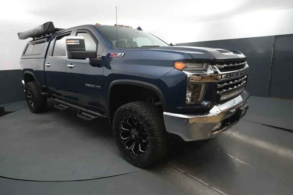 Chevrolet Silverado photo 7