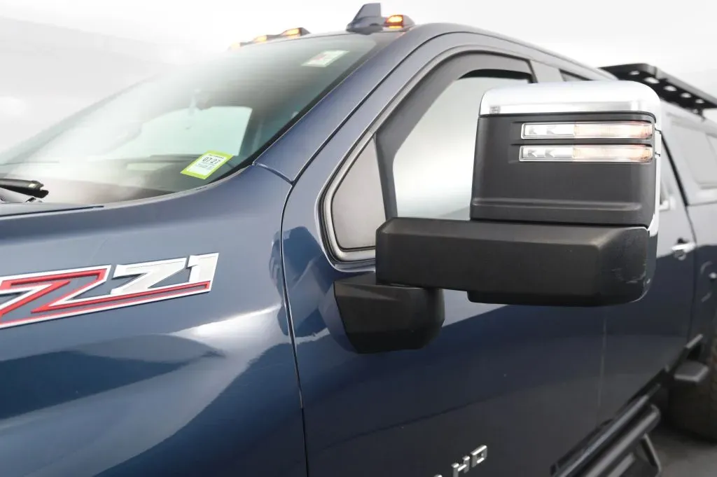 Chevrolet Silverado photo 15