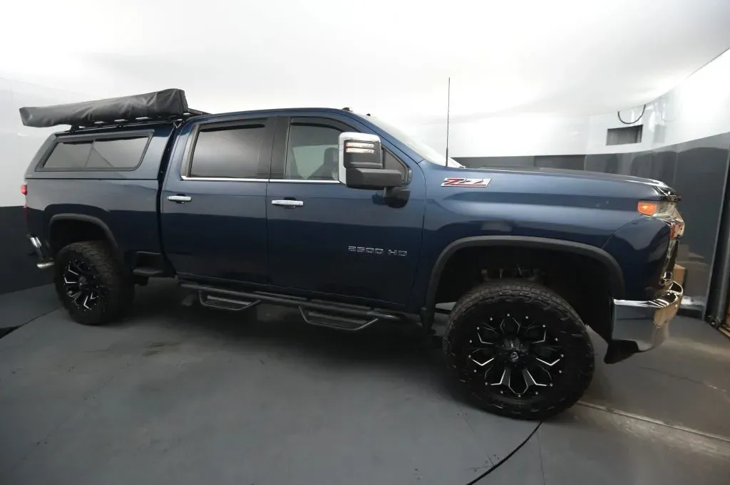 Chevrolet Silverado photo 6