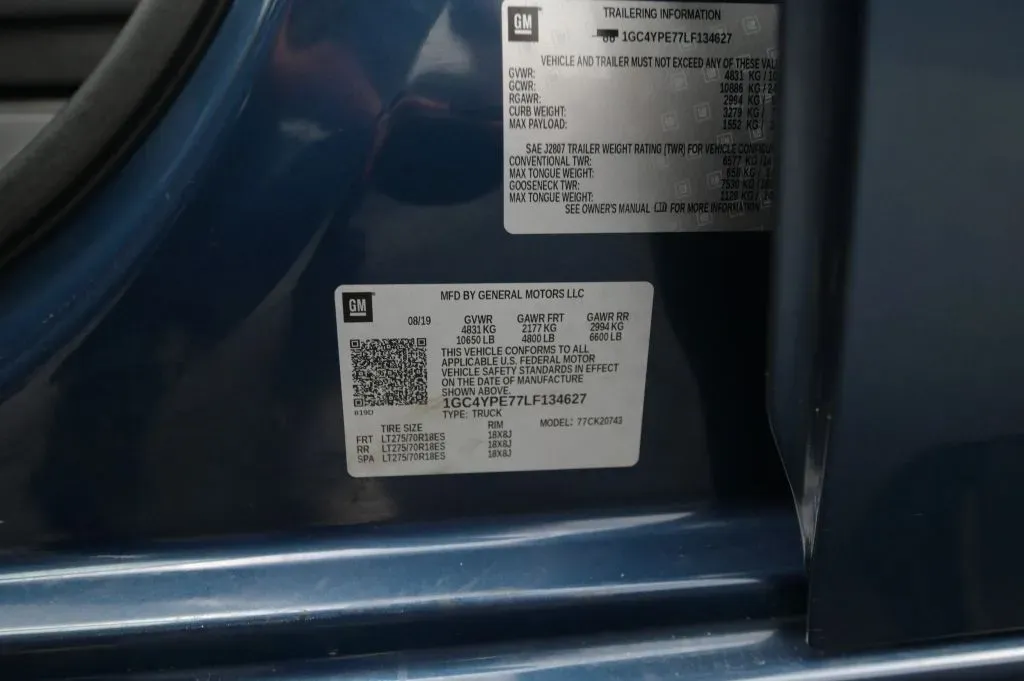 Chevrolet Silverado photo 35