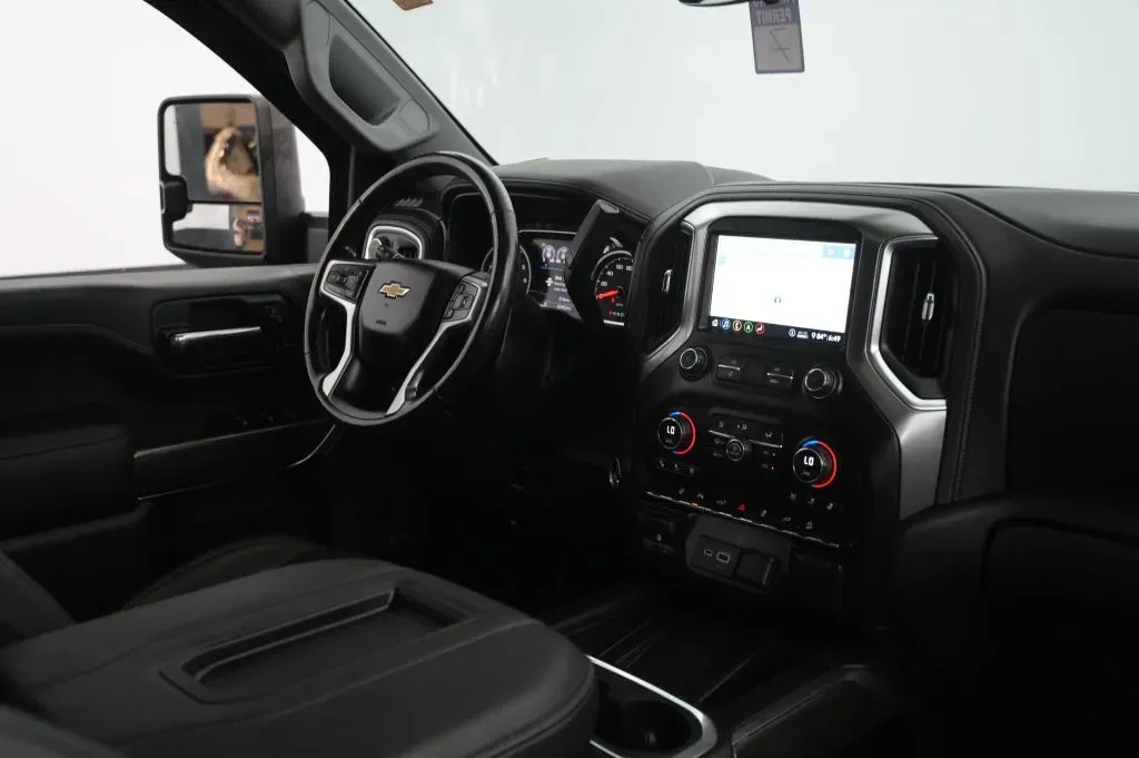 Chevrolet Silverado photo 65