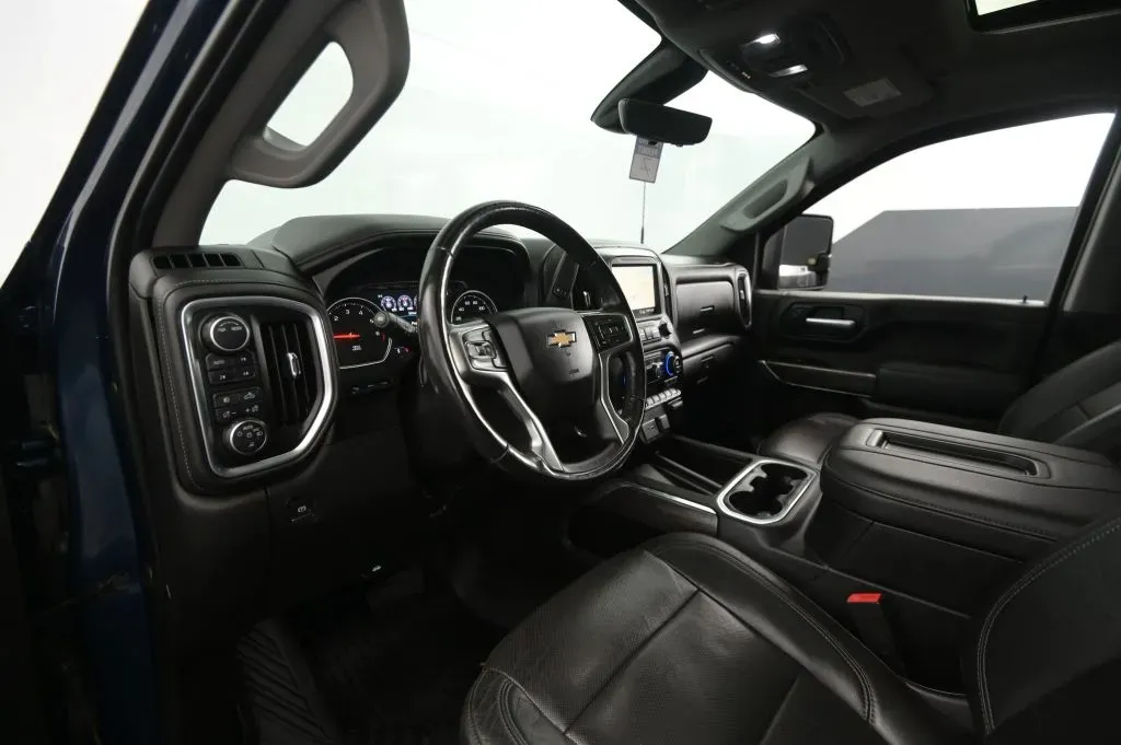 Chevrolet Silverado photo 56