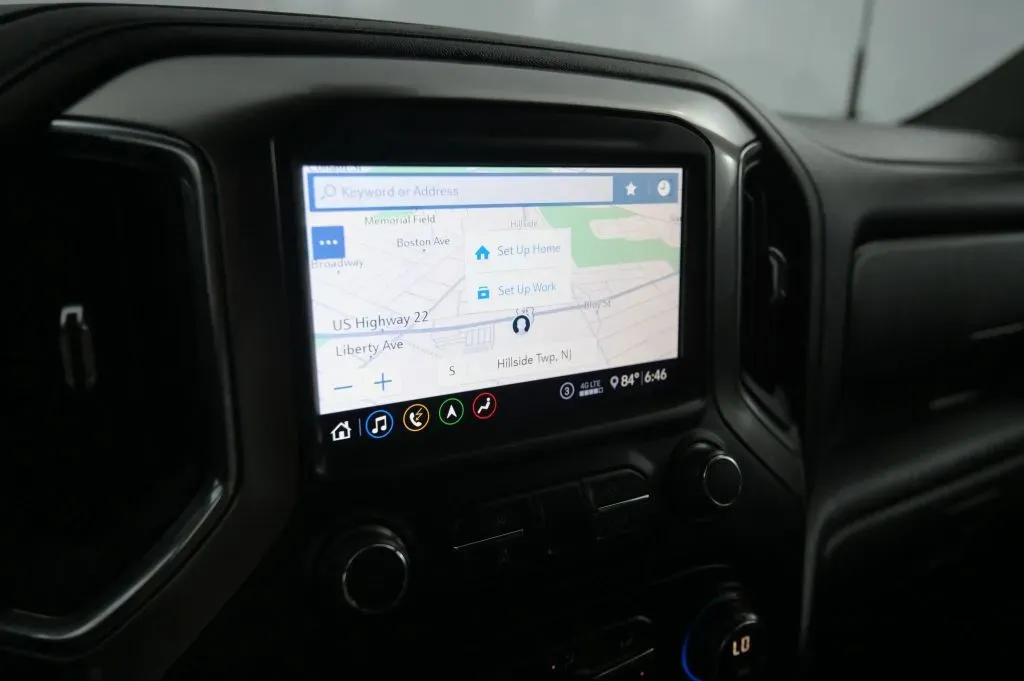 Chevrolet Silverado photo 41