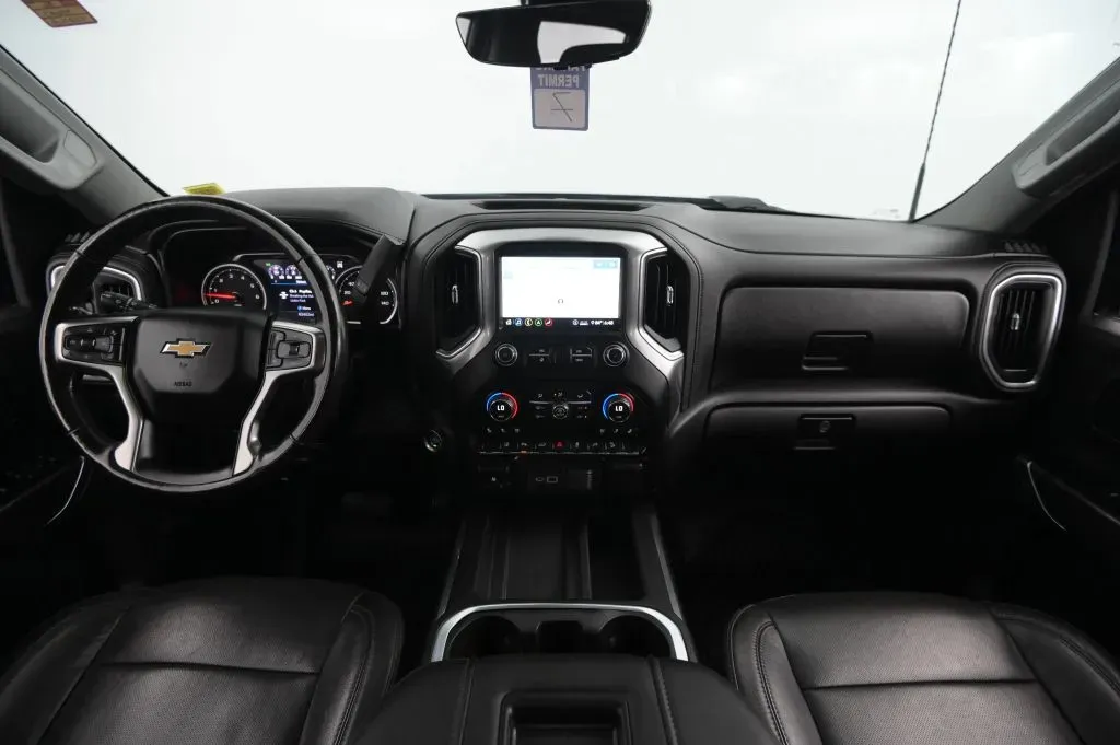 Chevrolet Silverado photo 49