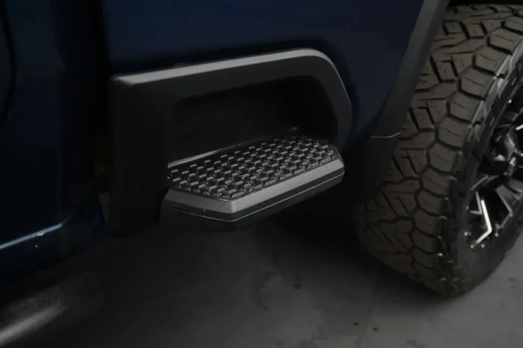 Chevrolet Silverado photo 20