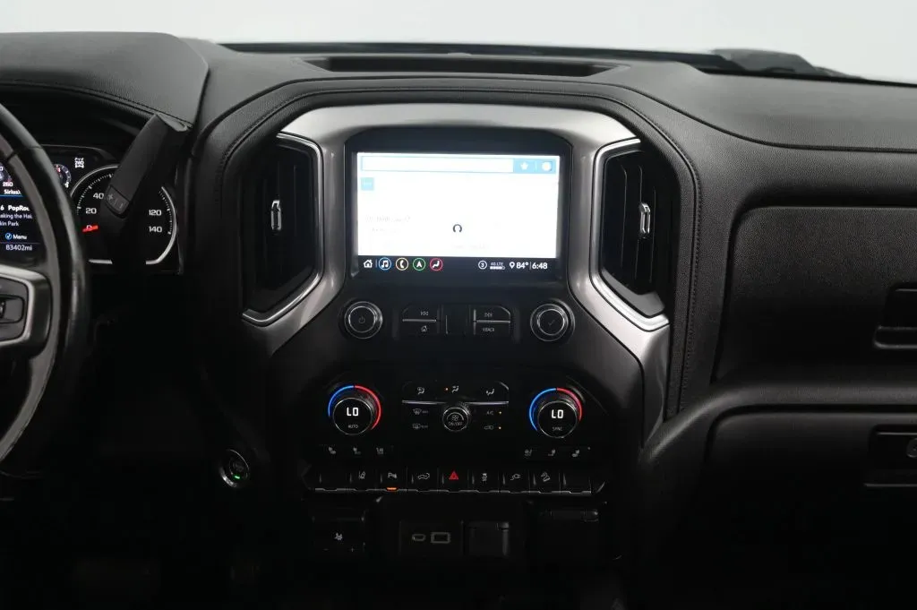 Chevrolet Silverado photo 50