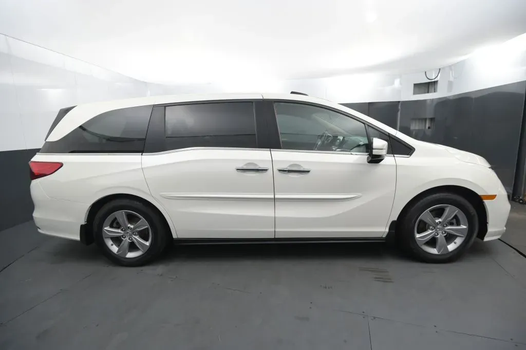 Honda Odyssey photo 6