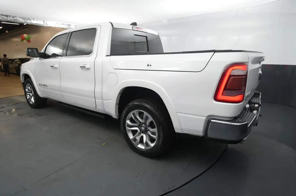 Ram 1500 photo 3