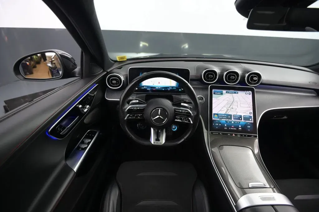 Mercedes-Benz C-Class photo 39