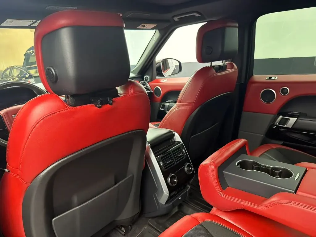 Land Rover Range Rover Sport photo 23