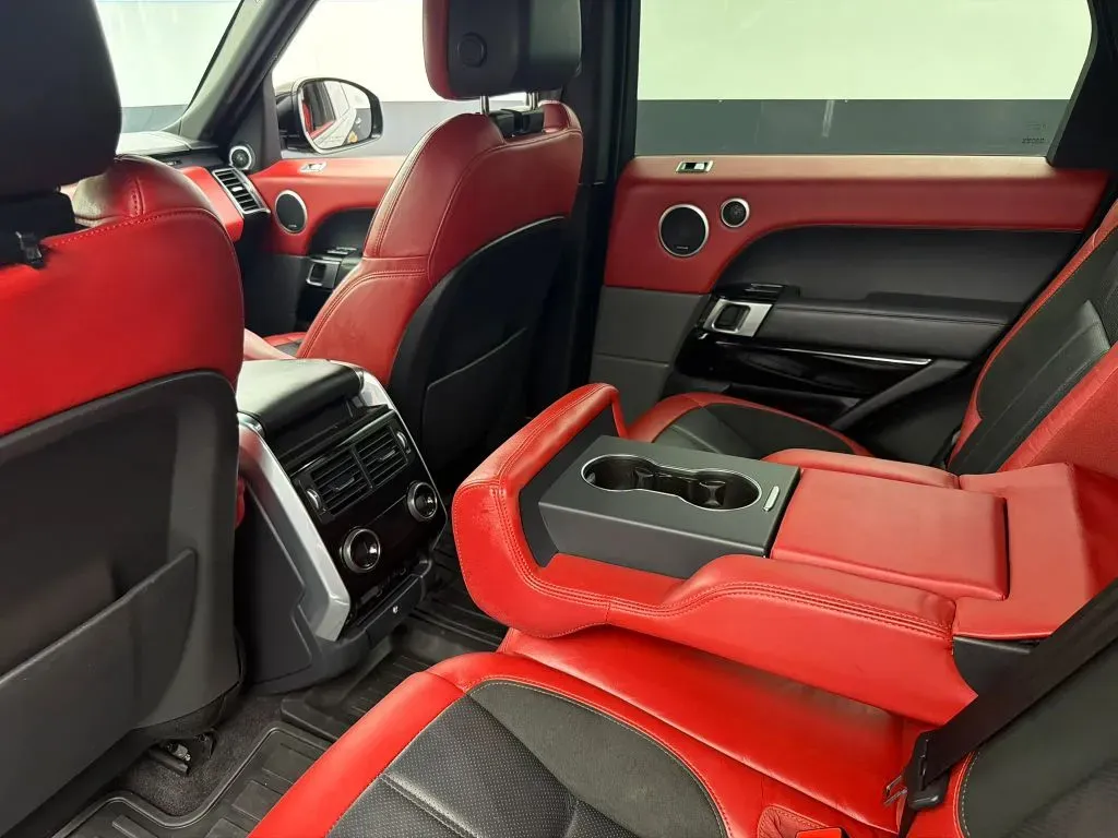 Land Rover Range Rover Sport photo 22