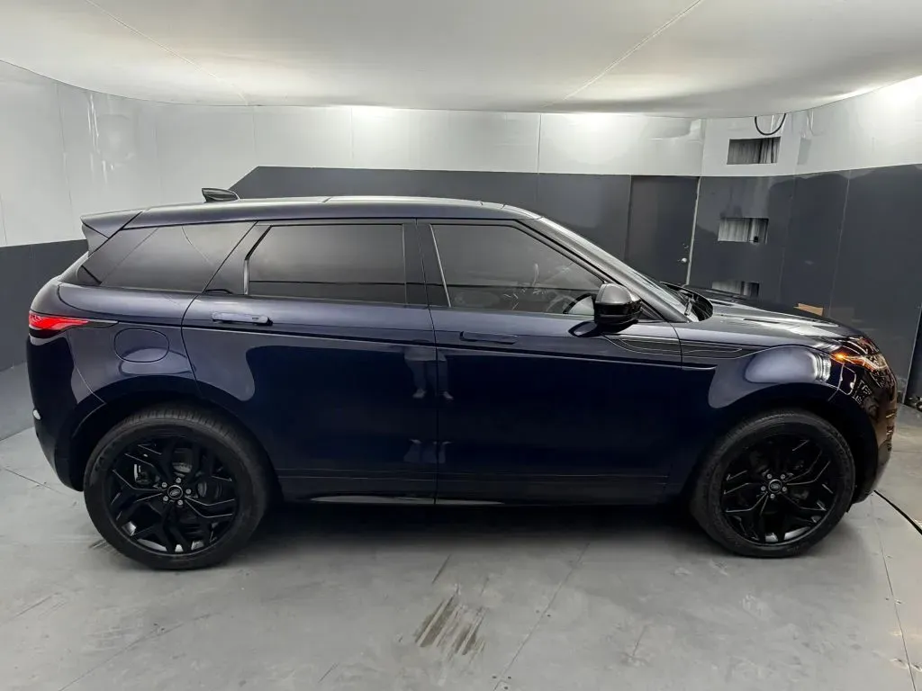 Land Rover Range Rover Evoque photo 6