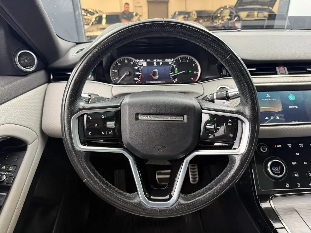 Land Rover Range Rover Evoque photo 28