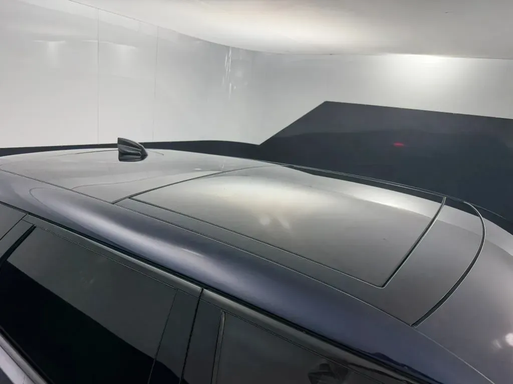 Land Rover Range Rover Evoque photo 18