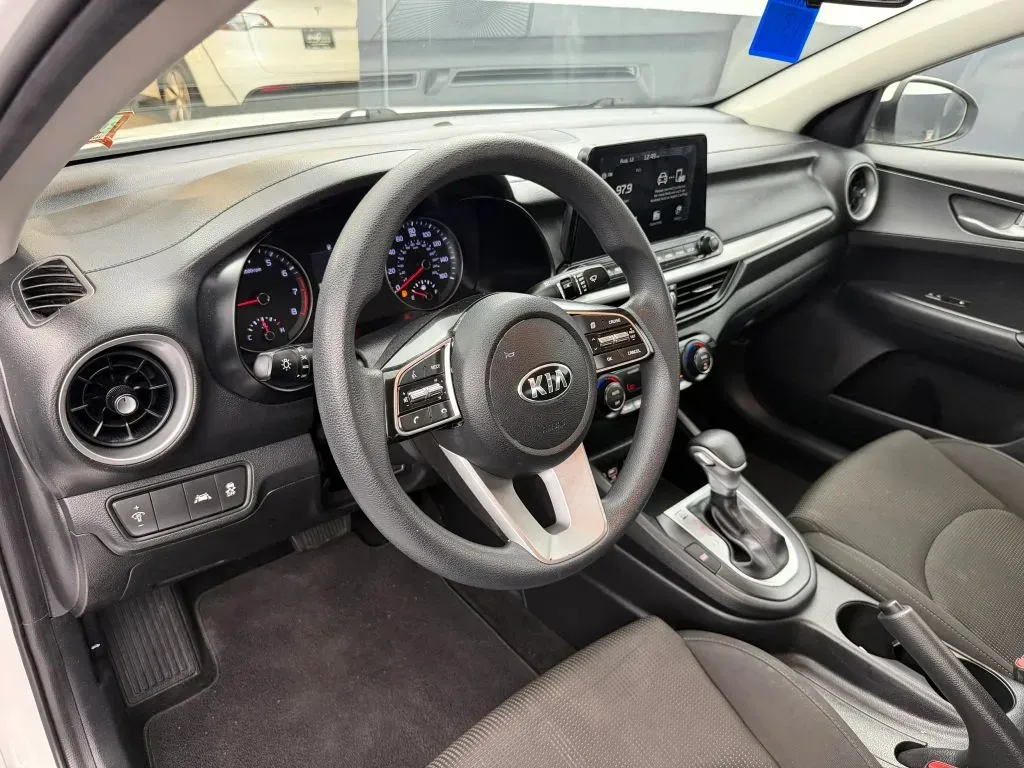 Kia Forte photo 14