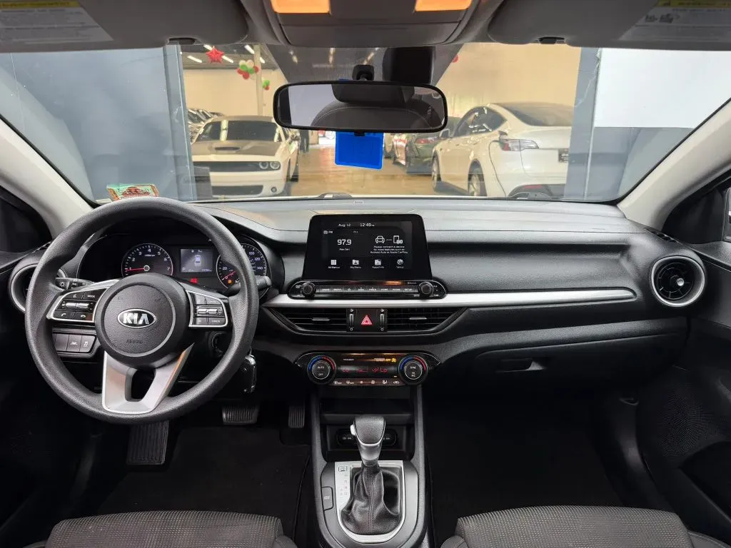 Kia Forte photo 16