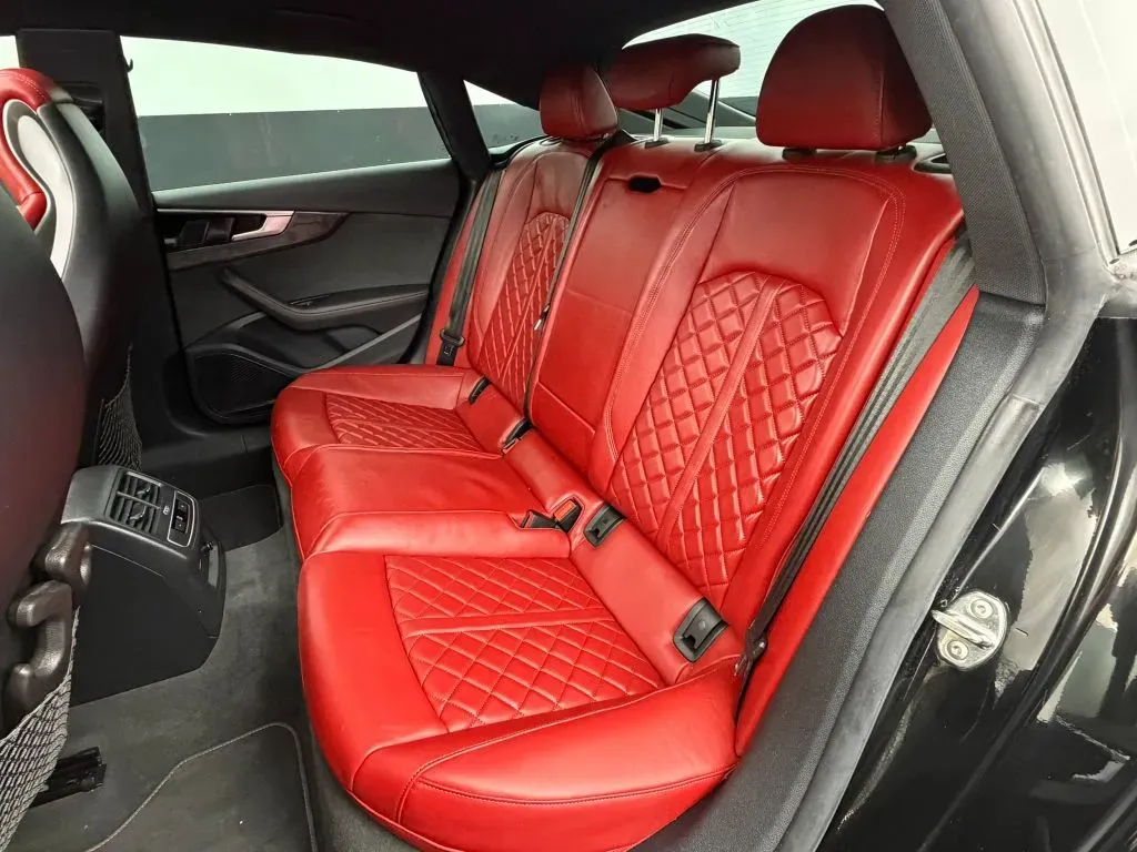 Audi S5 photo 26