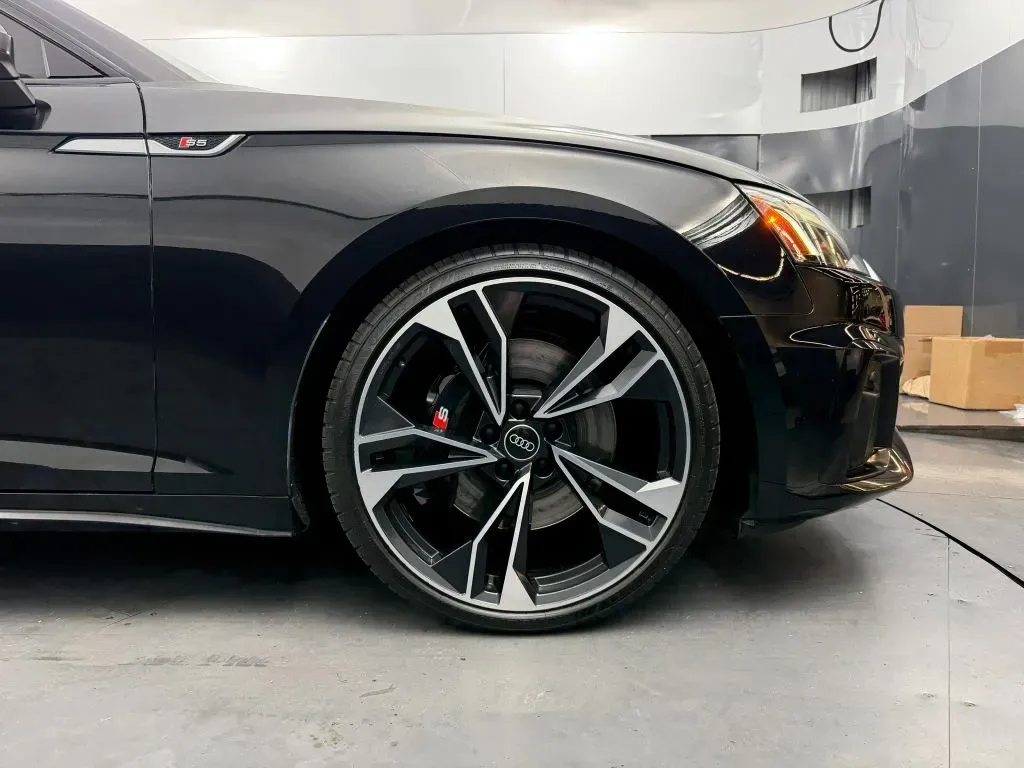 Audi S5 photo 17