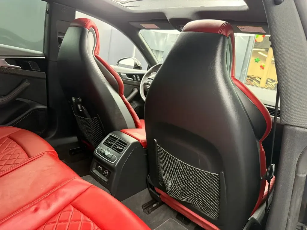 Audi S5 photo 35