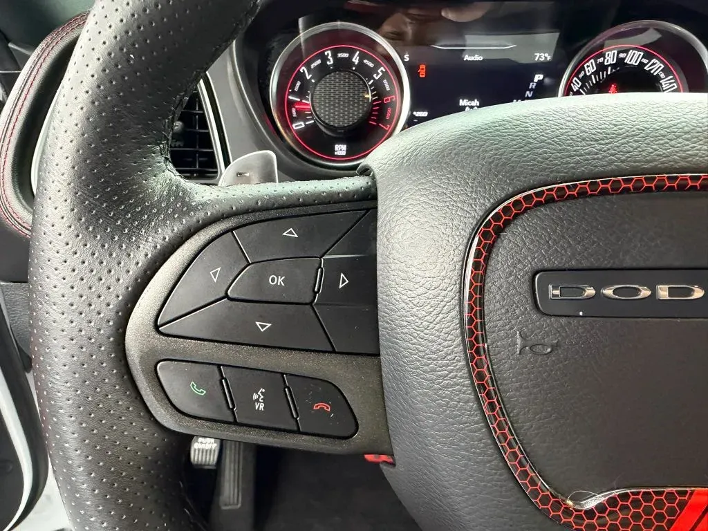 Dodge Challenger photo 32