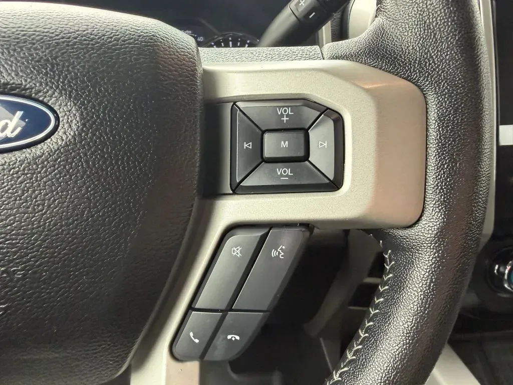 Ford F-350 photo 35