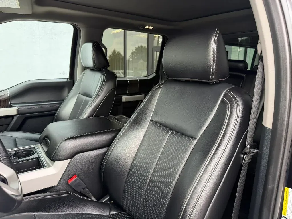 Ford F-350 photo 29