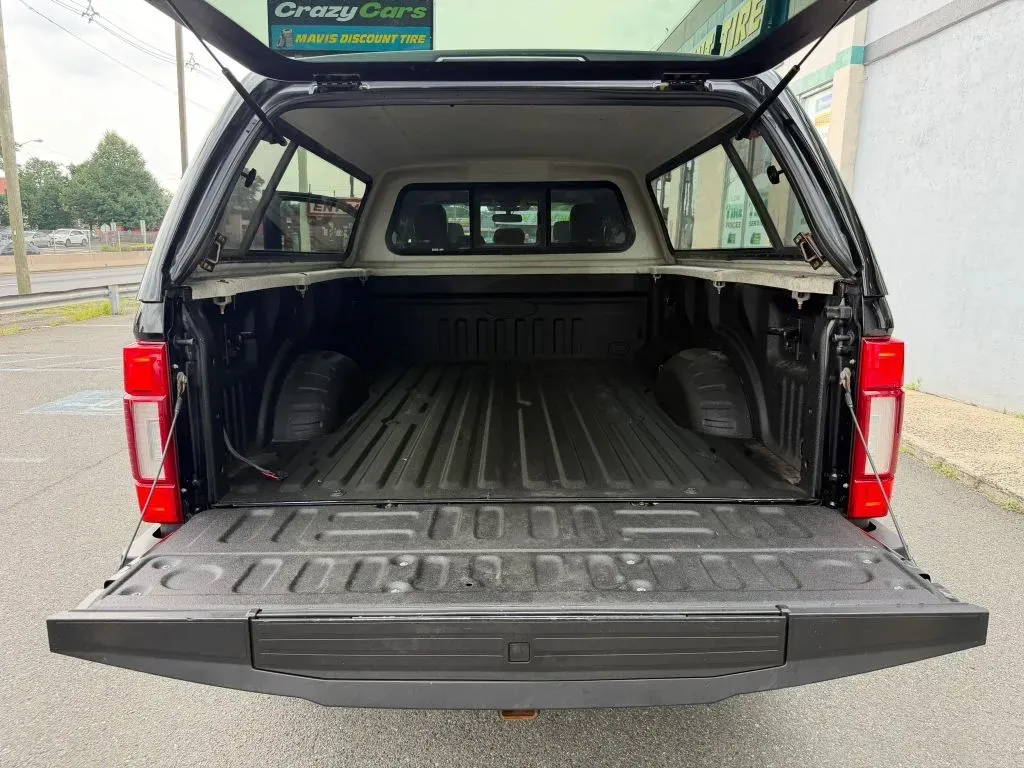 Ford F-350 photo 23